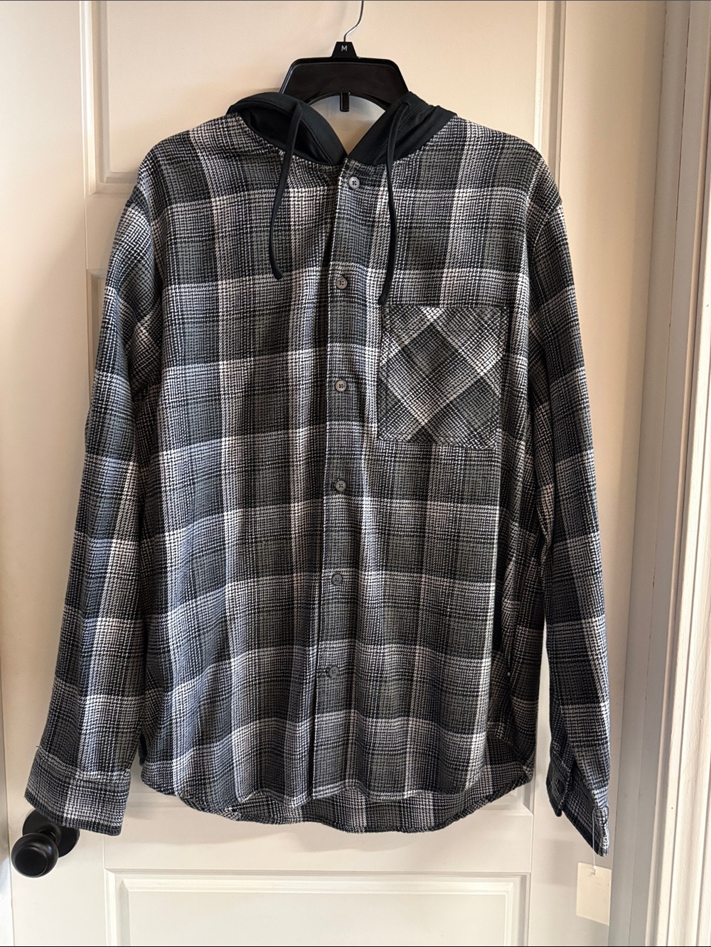 Men's Black & Gray Plaid Hooded Button-Up Shirt